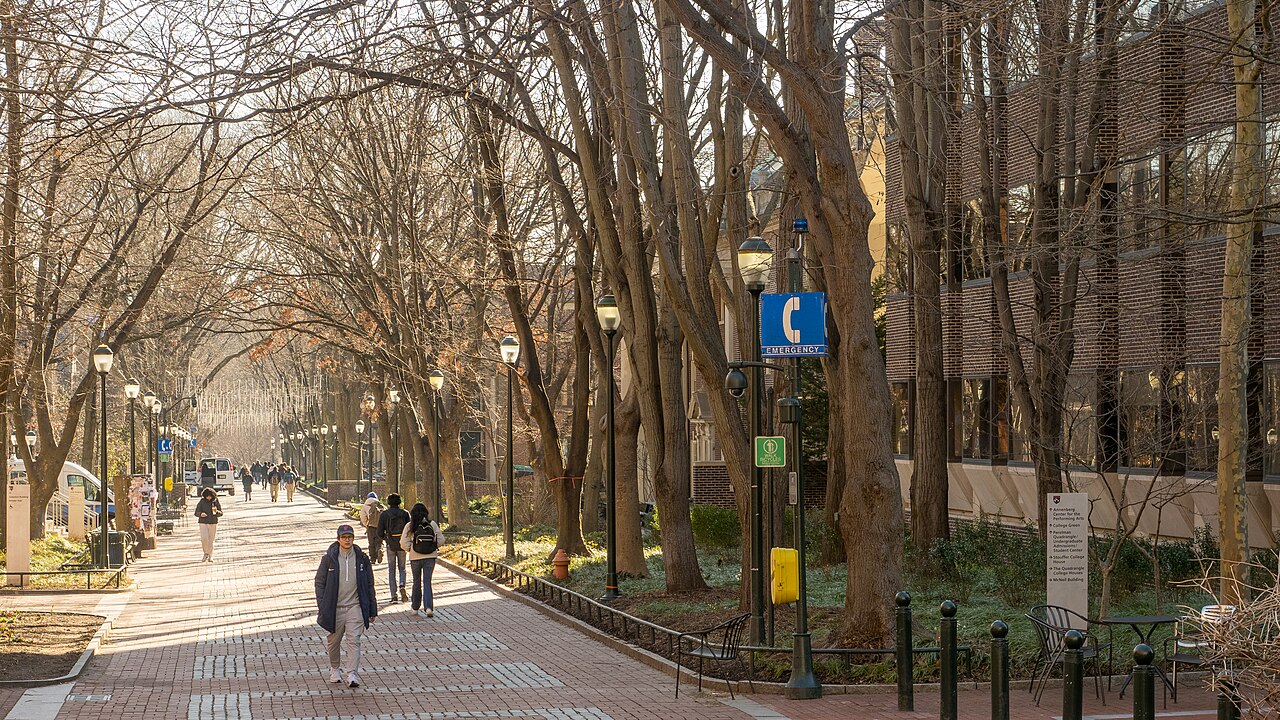 宾夕法尼亚大学校园实景：校园环境与建筑