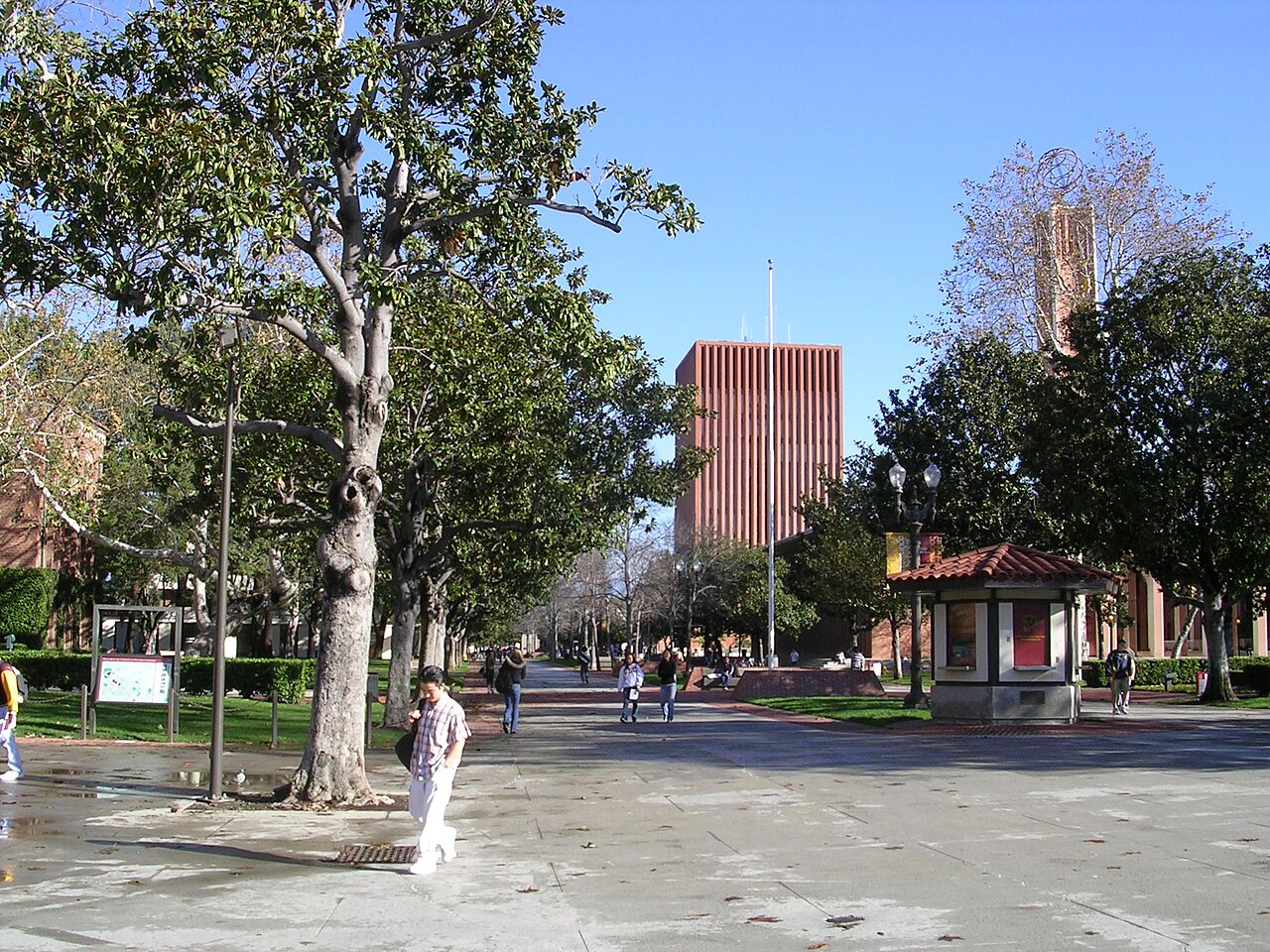 南加州大学校园实景:学习与生活空间